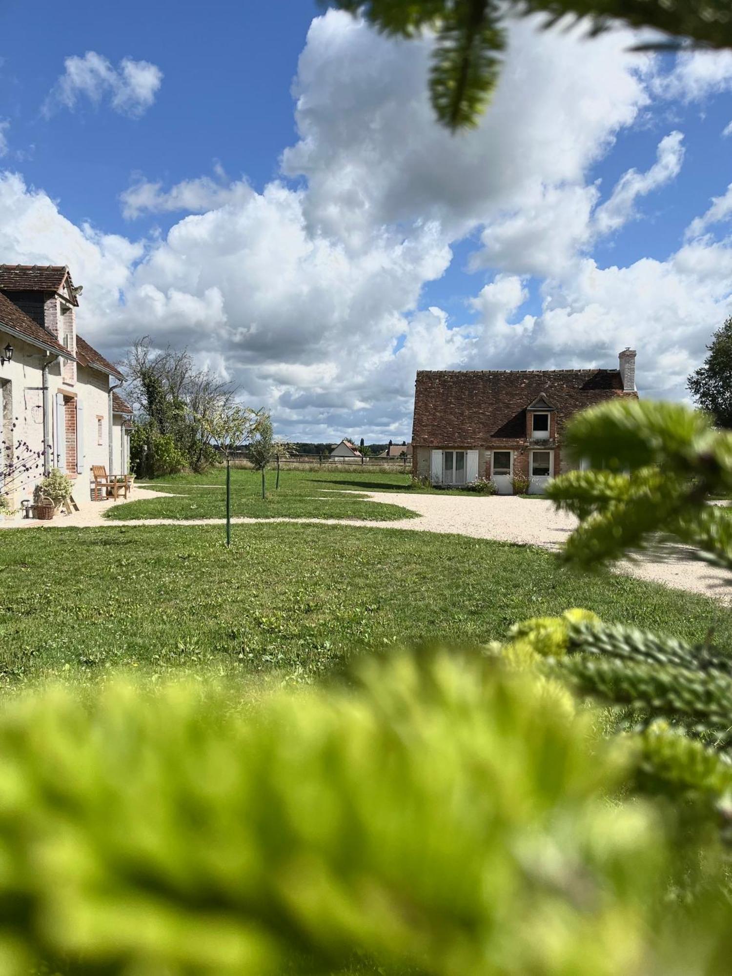 Maison Moz Fontaines-en-Sologne Екстер'єр фото